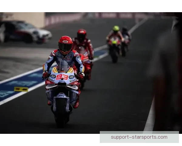 2026赛季MotoGP揭幕战激战正酣新星老将同场争锋三强鼎立