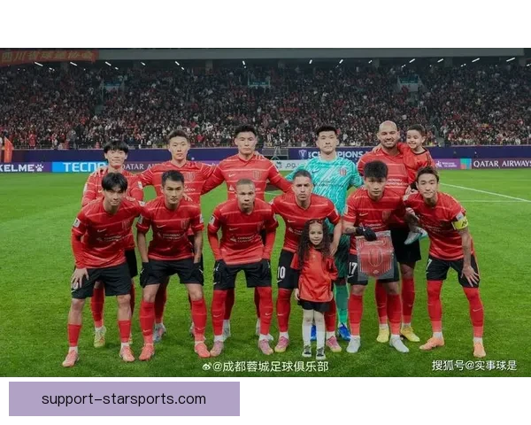 中国足球联赛新赛季开幕 多支强队展现实力争冠形势激烈